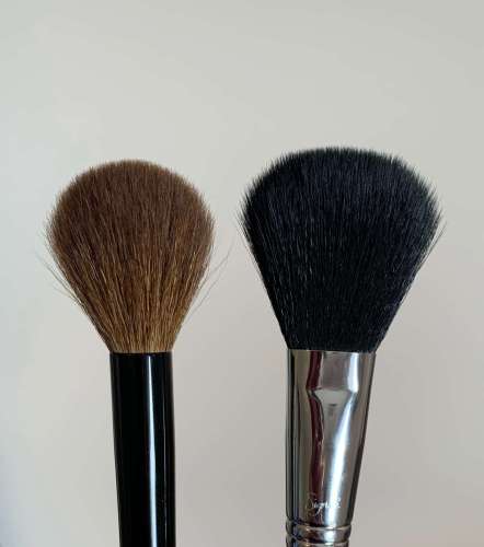 Sonia G Soft Cheek Brush Compared to Sigma F10 for Size and Shape Reference